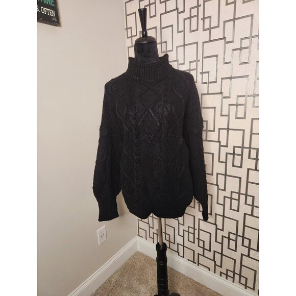 Black Crew Neck Cable Knit Sweater Size XL - NWOT - Picture 1 of 1